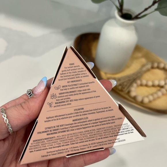 LYS Beauty No Limits Matte Powder Bronzer - Picture 5 of 5